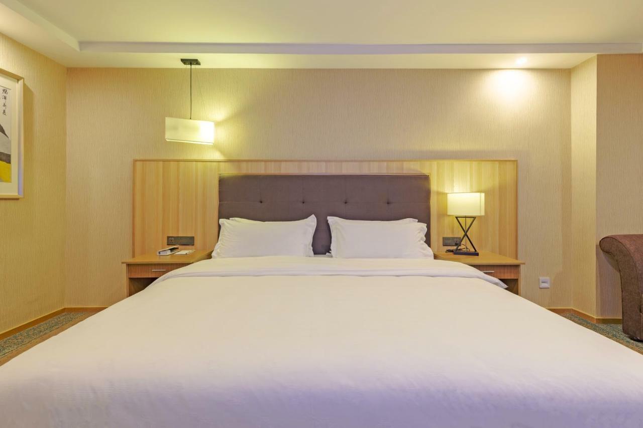 ECHARM HOTEL Shanghai Hongqiao Bagian luar foto