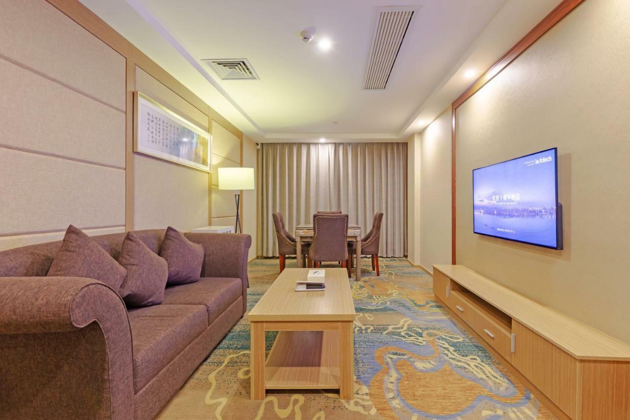 ECHARM HOTEL Shanghai Hongqiao Bagian luar foto